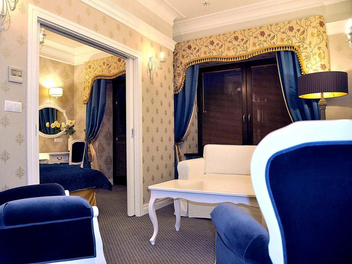 Sleepwalker Boutique Suites Wrocław Exteriör bild