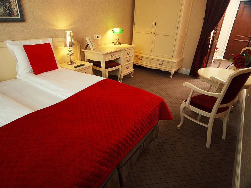 Sleepwalker Boutique Suites Wrocław Exteriör bild